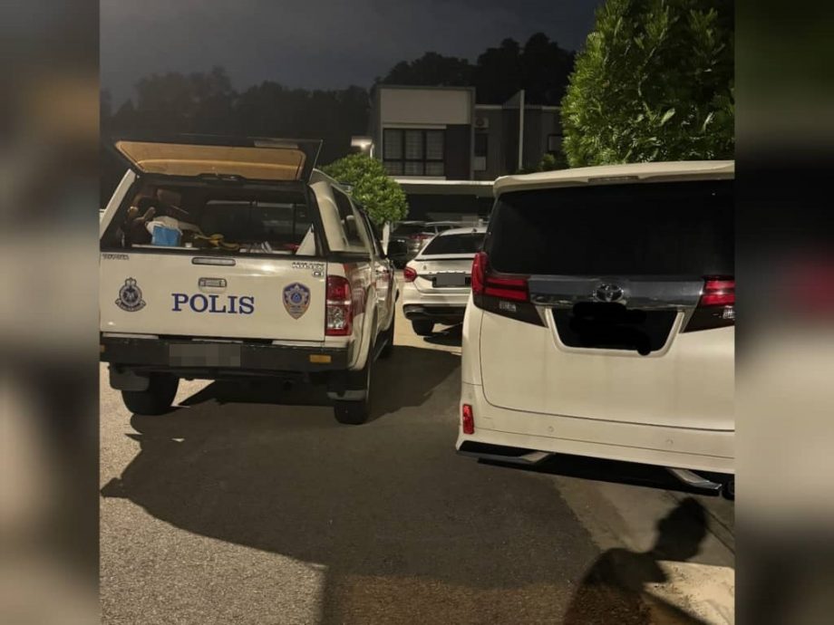 警方回应雪足球员库再米住家遭爆窃