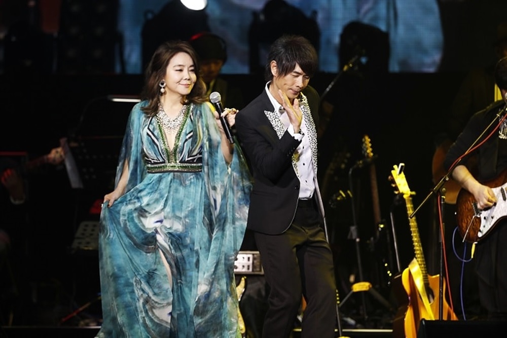 再见小薇!黄品源706云顶开唱