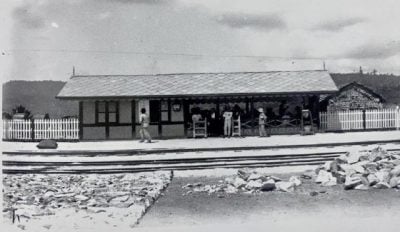 卓衍豪/一条被遗忘的铁路