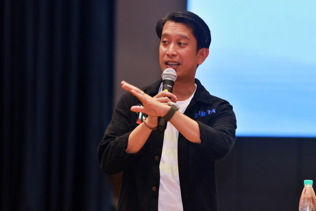 吉隆坡区的“会见年轻人”活动