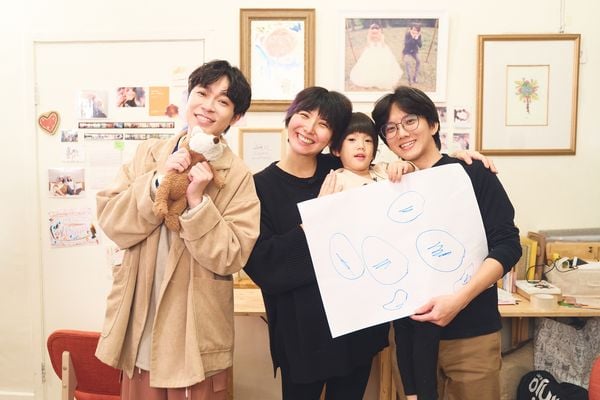 吴青峰遭父家暴留格纹痕 骗说烤肉烫到同学竟喊“爽”