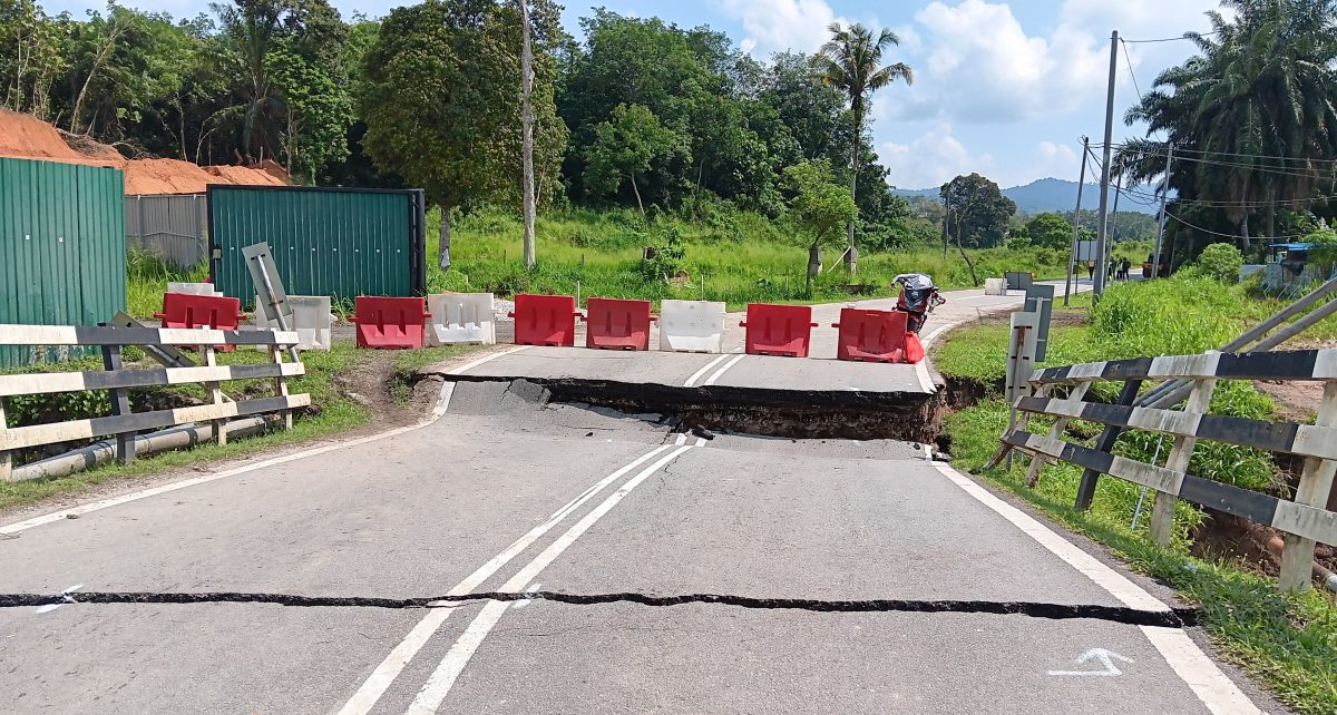 大都会/断桥位置搭建临时铁桥解决通车,重建小桥需耗时2年/7图