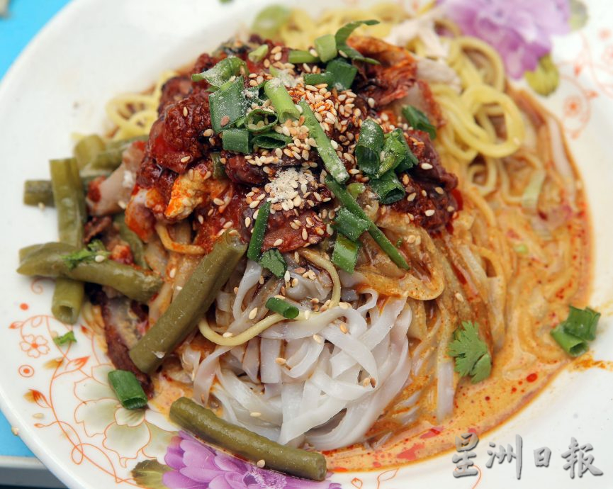 大霹雳封底主文/【人气美食】/“咖喱王”独创4国风味咖哩 香辣过瘾满足味蕾