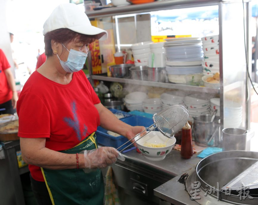 大霹雳封底主文/【人气美食】/“咖喱王”独创4国风味咖哩 香辣过瘾满足味蕾