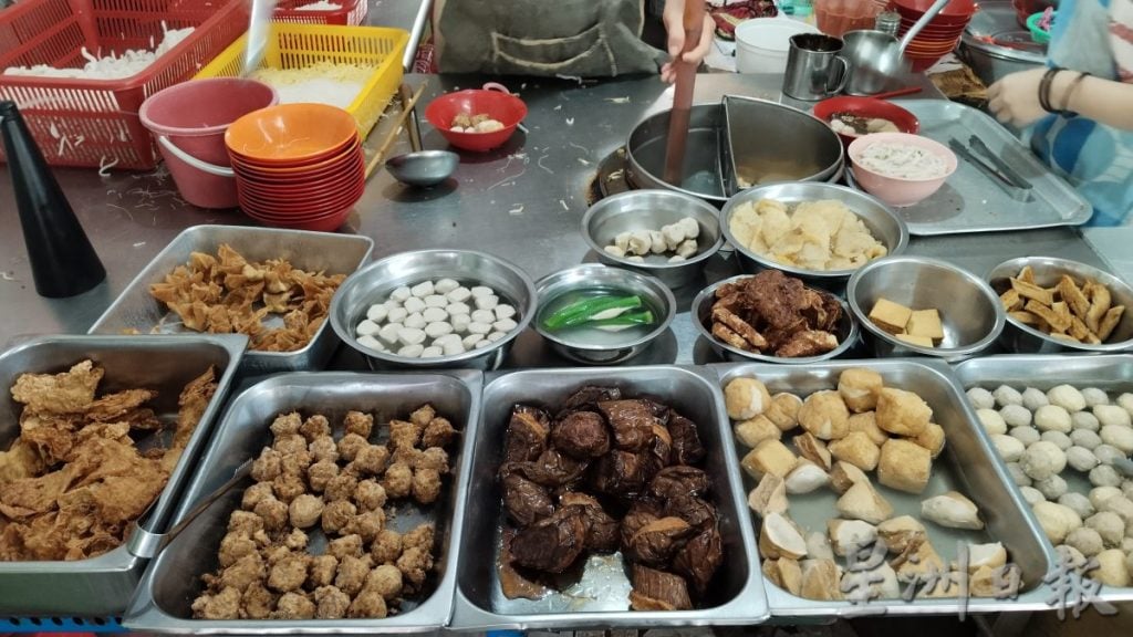 大霹雳封底主文／【人气美食】／威记四会濑粉地道美食 华隆新村古早好味 