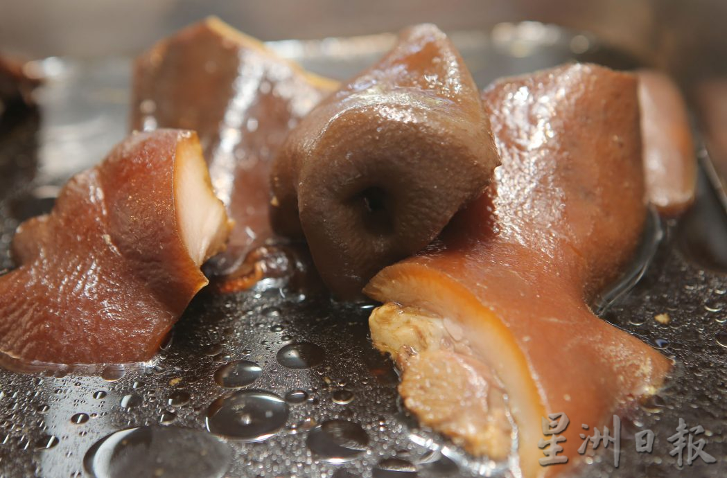 大霹雳封底主文/【人气美食】/潮州卤味