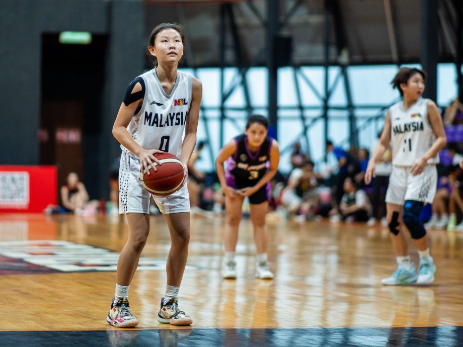 大马U20发展联盟|携(金群利)南虎红队闯半决赛 甲麒麟44分狂胜星航青年