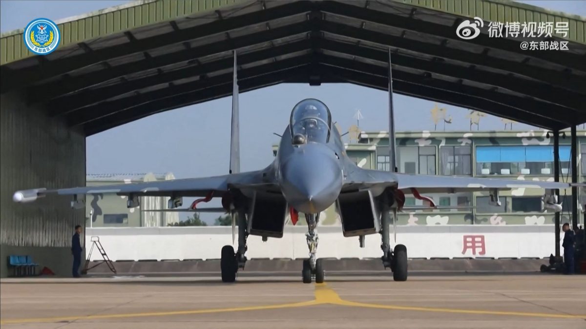 天下事主文 换文) 痛击赖南部台独大本营 中学者:演习阻台生存三条线