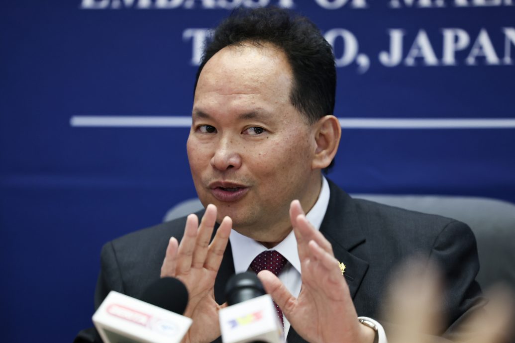 安华半年内二度访日 象征两国全面和重要关系