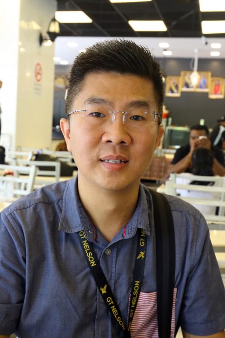 *已签发*柔:【民生特工队】:依城行政中心2交通圈隐藏危险,居民敦促当局改善,免再有意外发生