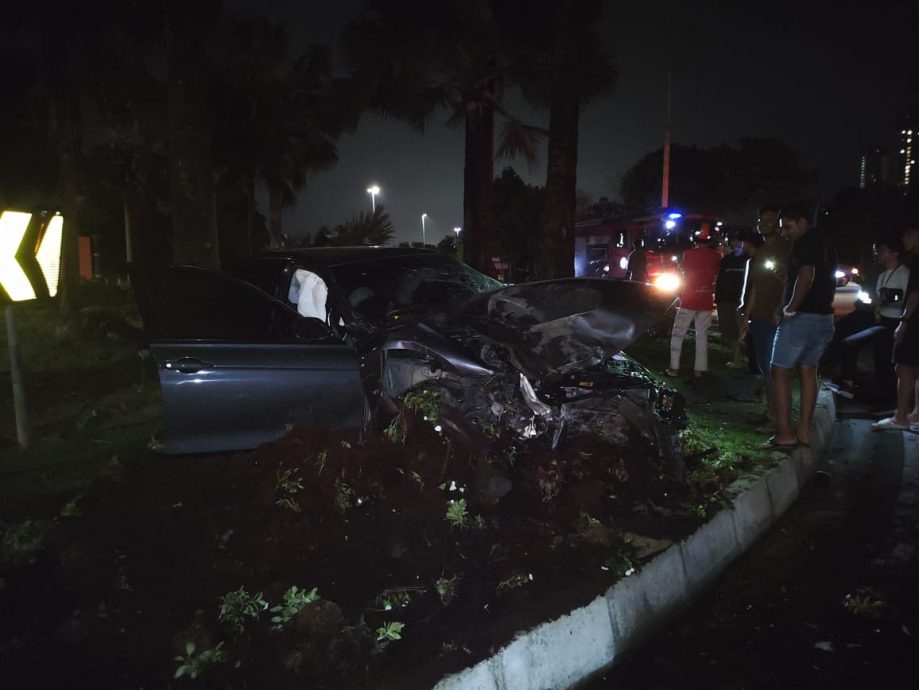 *已签发*柔:【民生特工队】:依城行政中心2交通圈隐藏危险,居民敦促当局改善,免再有意外发生