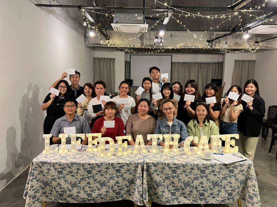*已签发*柔:将殡葬教育改革视为己任 遗体化妆师 推广生命教育