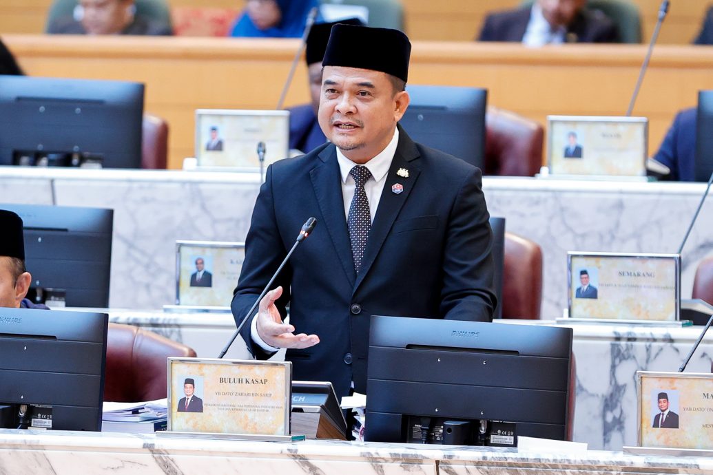 *已签发*柔:州议会文一:扎哈里沙礼:升级榴梿收集和加工中心的设施和技术