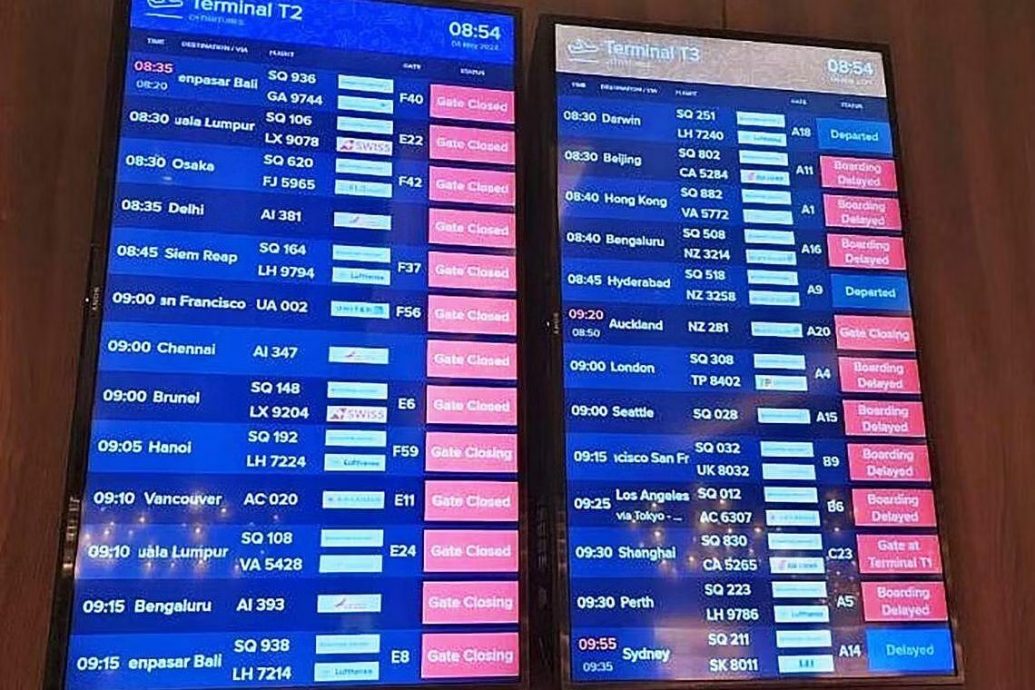 *已签发*柔:狮城二三事:狮城多地下大雨 班机延误领行李等2小时