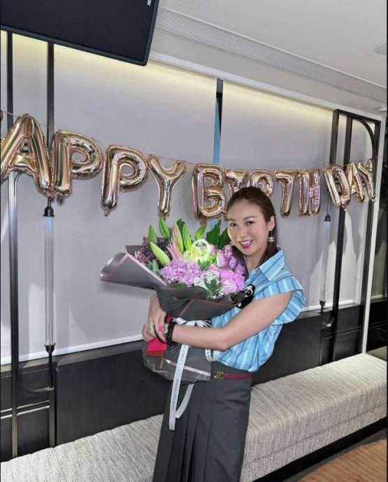 庄思敏庆44岁生日 杨明眼睛肿胀似被打