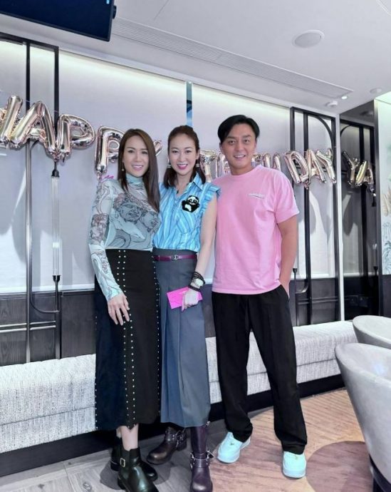 庄思敏庆44岁生日 杨明眼睛肿胀似被打