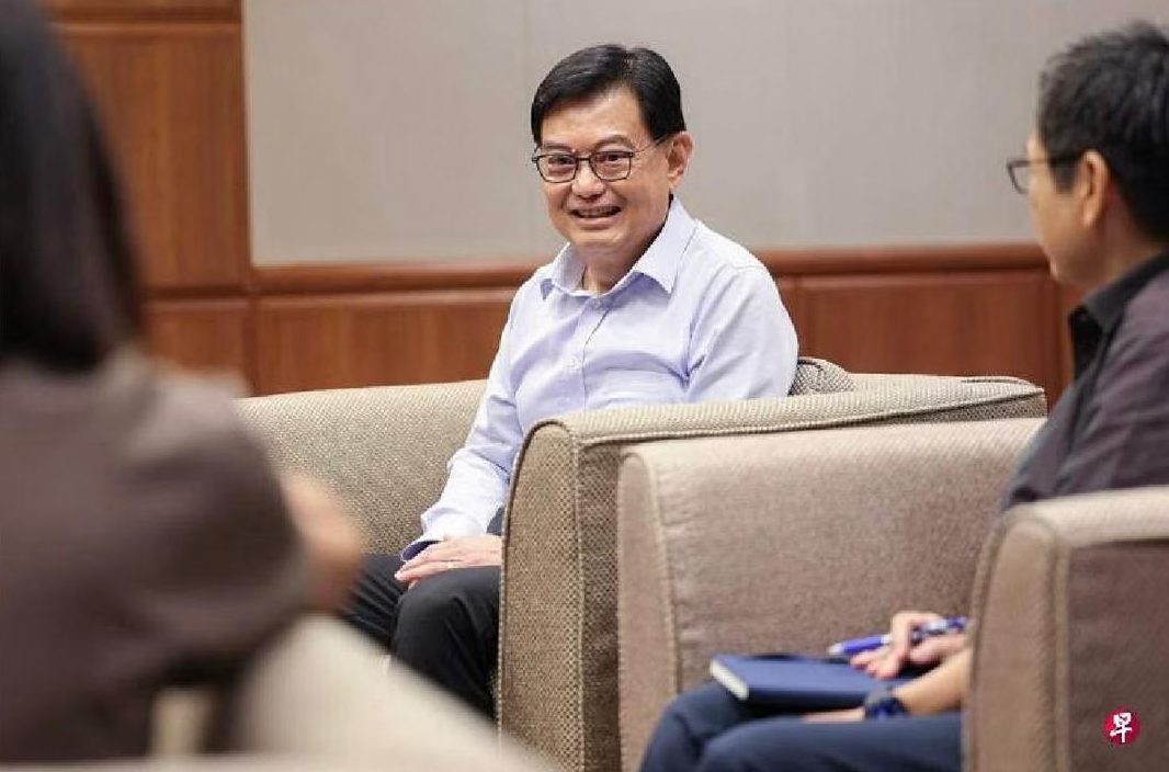 建议到总统府花园散步 王瑞杰感谢李显龙细腻关怀