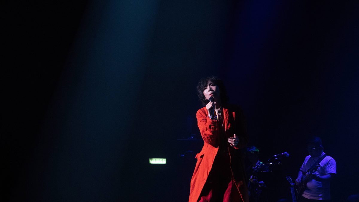 张吉安现身惊喜合唱《五月的人》 万芳:独一无二版本