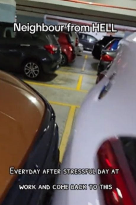 怒斥邻居泊车每次踩过界“整个车头占据我的车位!”