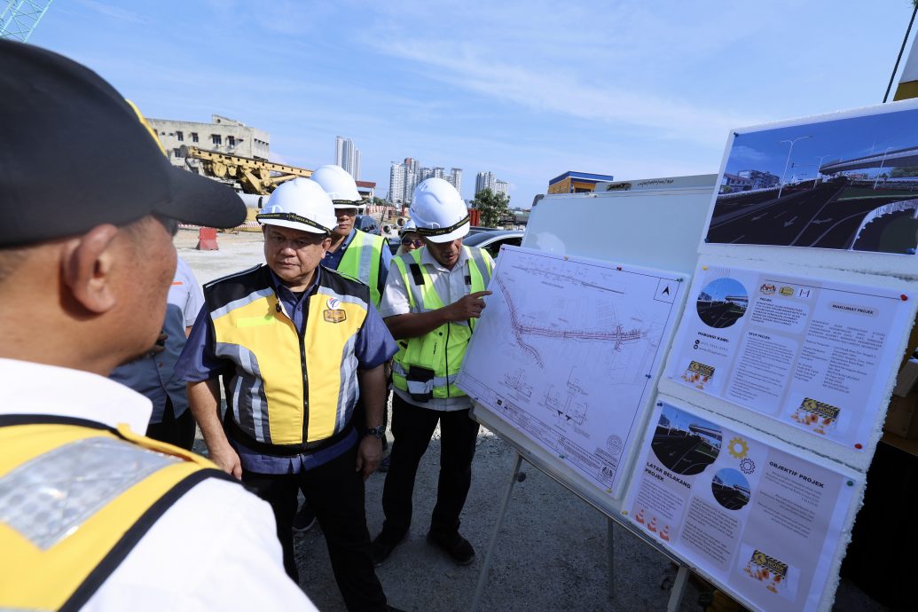 早报头-大都会/乌冷路衔接至蕉赖9哩的道路提升和天桥工程,预计在2026年中完成/2图