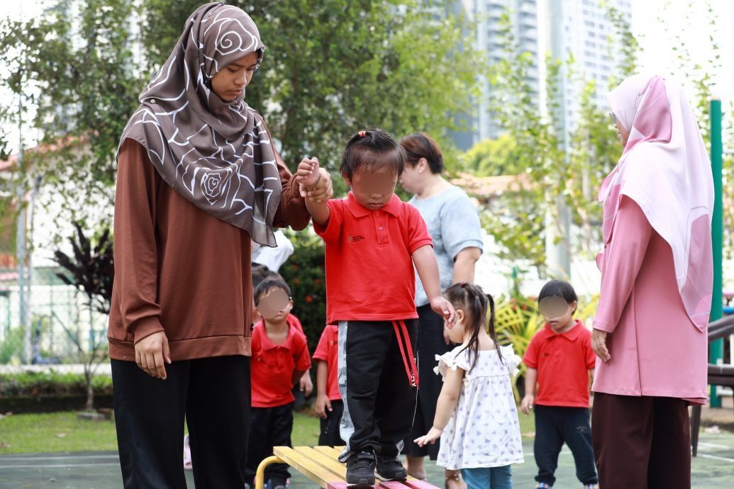 访唐氏儿母亲哈妮占