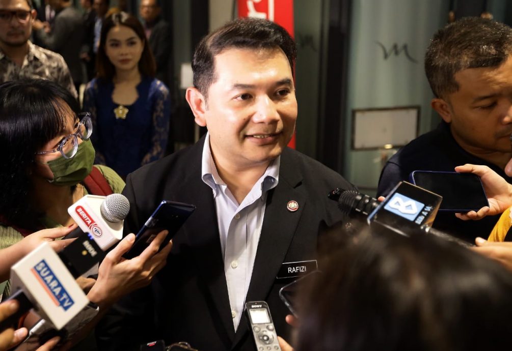 未决定针对性燃油津贴计划落实日期 拉菲兹:要避免物价高涨