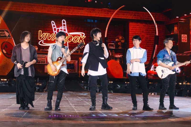 未来恐再也无法唱遍每座城市 阿信：总有走下坡的一天	