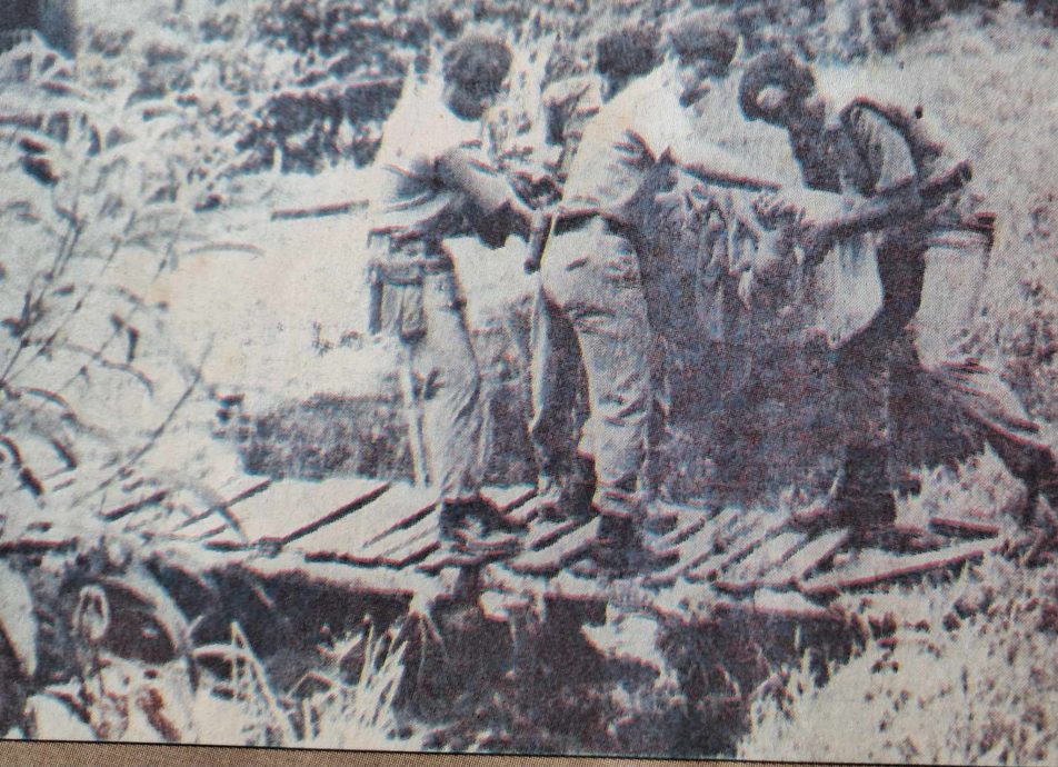 柔:新旧对照:新山地南袭警事件与血染峇株巴辖警局案