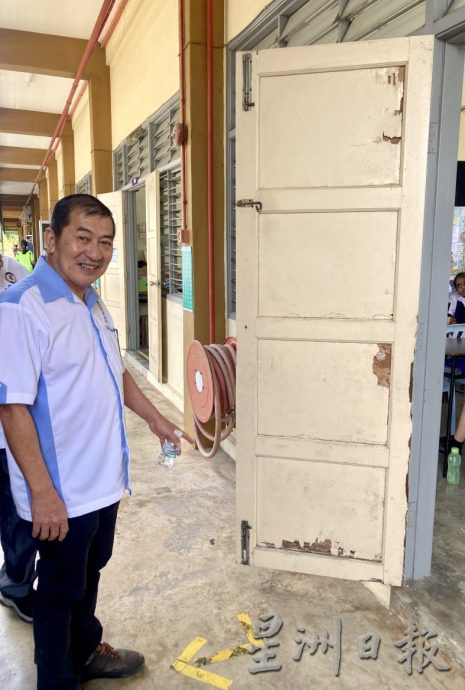 柔:本报活动:雅格华小1011办Tiger华教义演 盼筹80万令吉