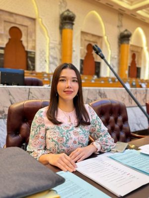 柔:玛丽娜:应善用大学、非政府组织等资源,展开贫穷普查,设数据库减少赤贫