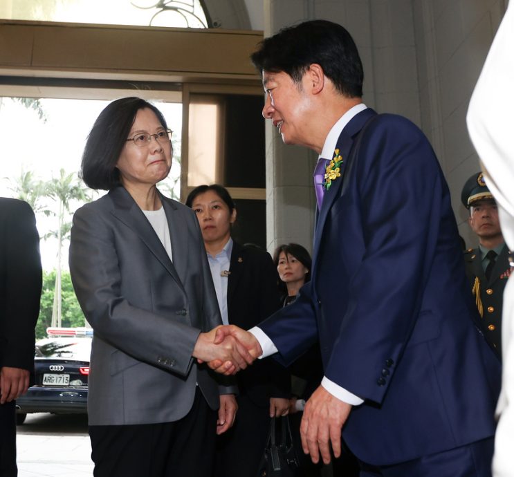 求真，已签)蔡英文赖清德大打出手?台总统府:假讯息