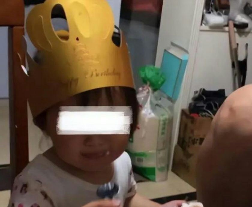 江西两岁幼女惨遭13岁邻居抱上17楼扔下坠亡　警方：疑犯智障