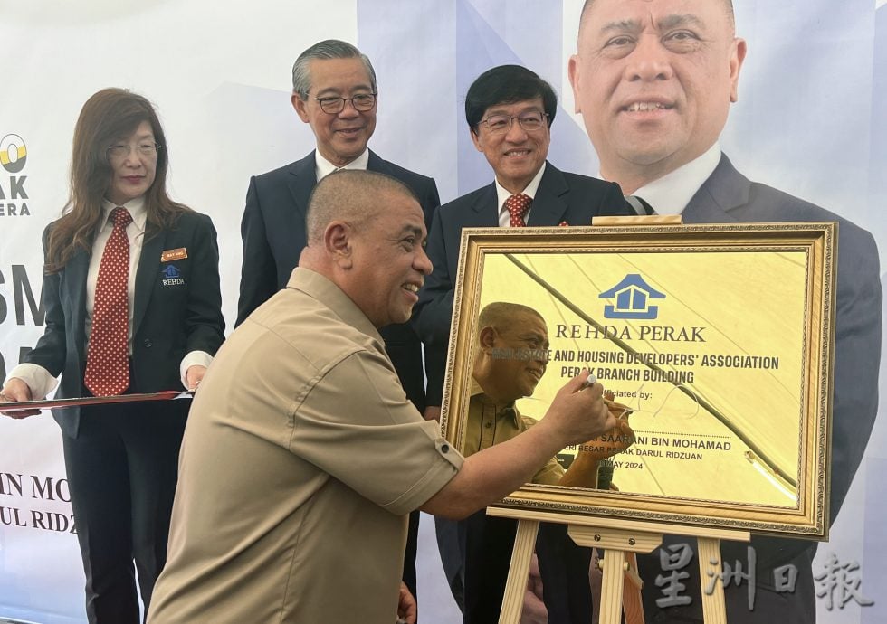 沙拉尼:多项发展计划开启 霹需更多房子安顿人手 /主