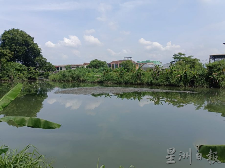 清理挖深加强排水 提升巴占蓄洪池防水灾