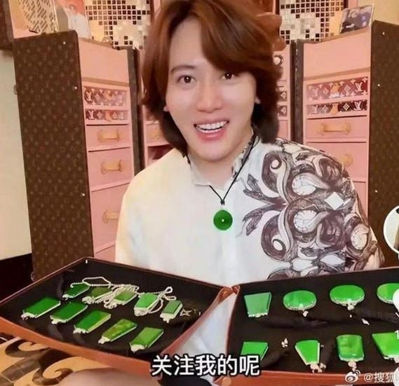 炫富网红圈“地震”:王红权星、鲍鱼家姐等多名百万级网红被全平台封禁