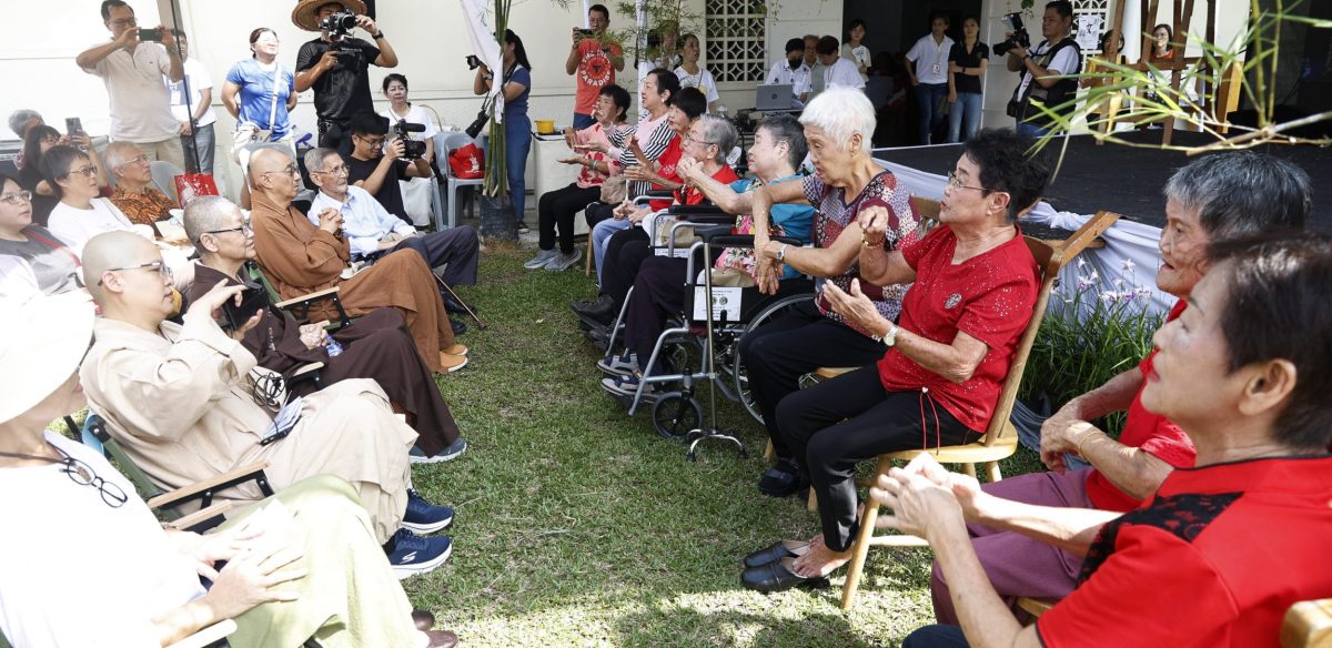 版头-大都会/已逝院民黄福良著书回忆录《希望之谷的一抹清凉》继程法师亲自设计书籍封面/13图(可选下)
