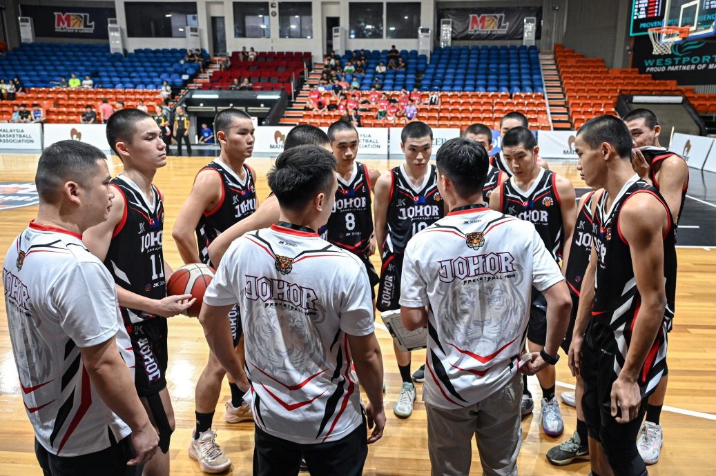 第58届17岁及以下全国篮球赛|大胜对手70分以上 柔男强势打响首炮