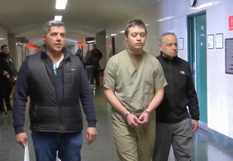 纽约跨年夜砍伤3警察 男子被判27年监禁