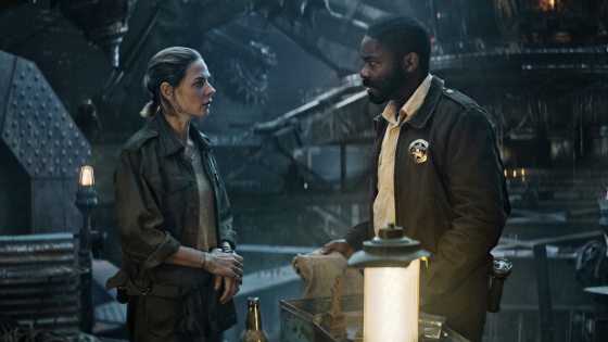 羊老贼/《末日地堡》历史应该服务生活