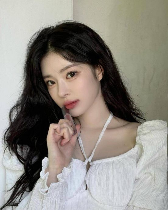 胜利狠甩5年女友 小网红甜喊“老公”疑秘婚