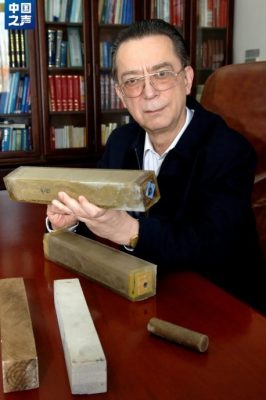 被赞“中国最帅院士” 王德民:还是多谈科学吧