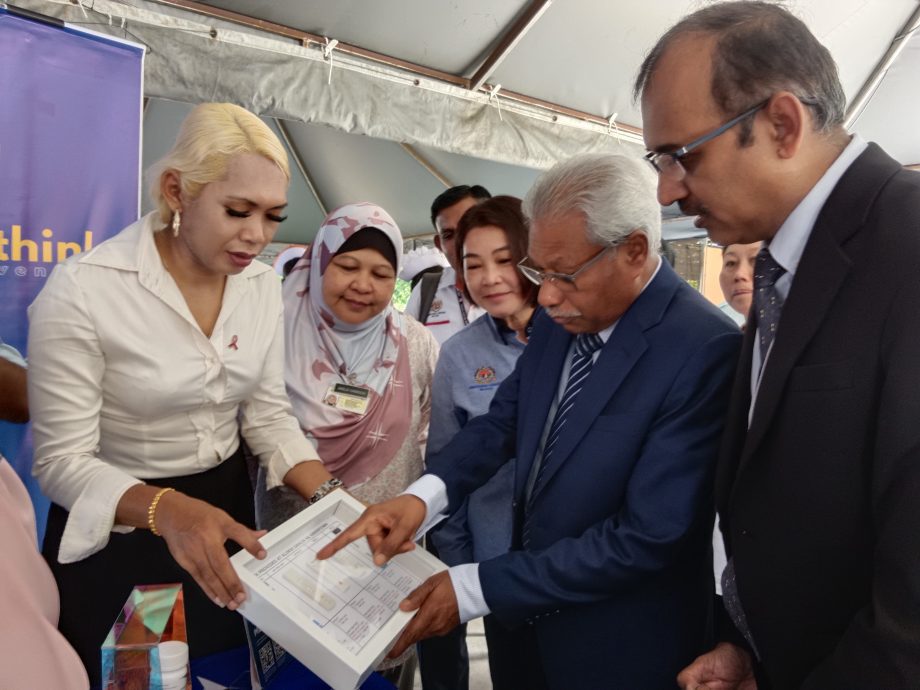 西华尼申：受感染应尽早求医 霹爱滋病病例下降 