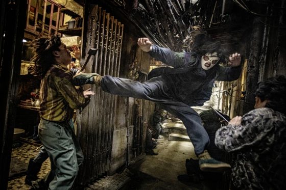 费比安／《九龙城寨之围城》红眼睛幽幽的看着这孤城