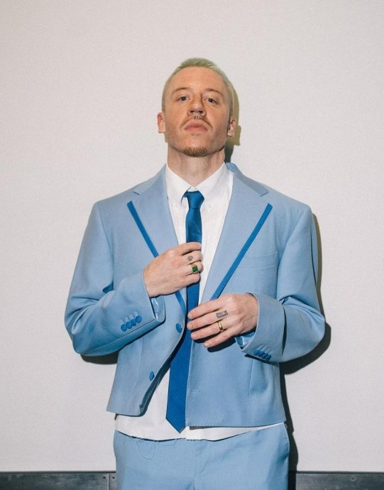  赞叹美饶舌歌手唱出心声 电台号召网民：请他来马演出！