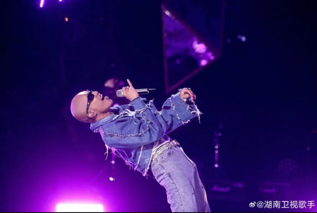 走音+忘词 综合两周成绩垫底 杨丞琳掰了《歌手2024》