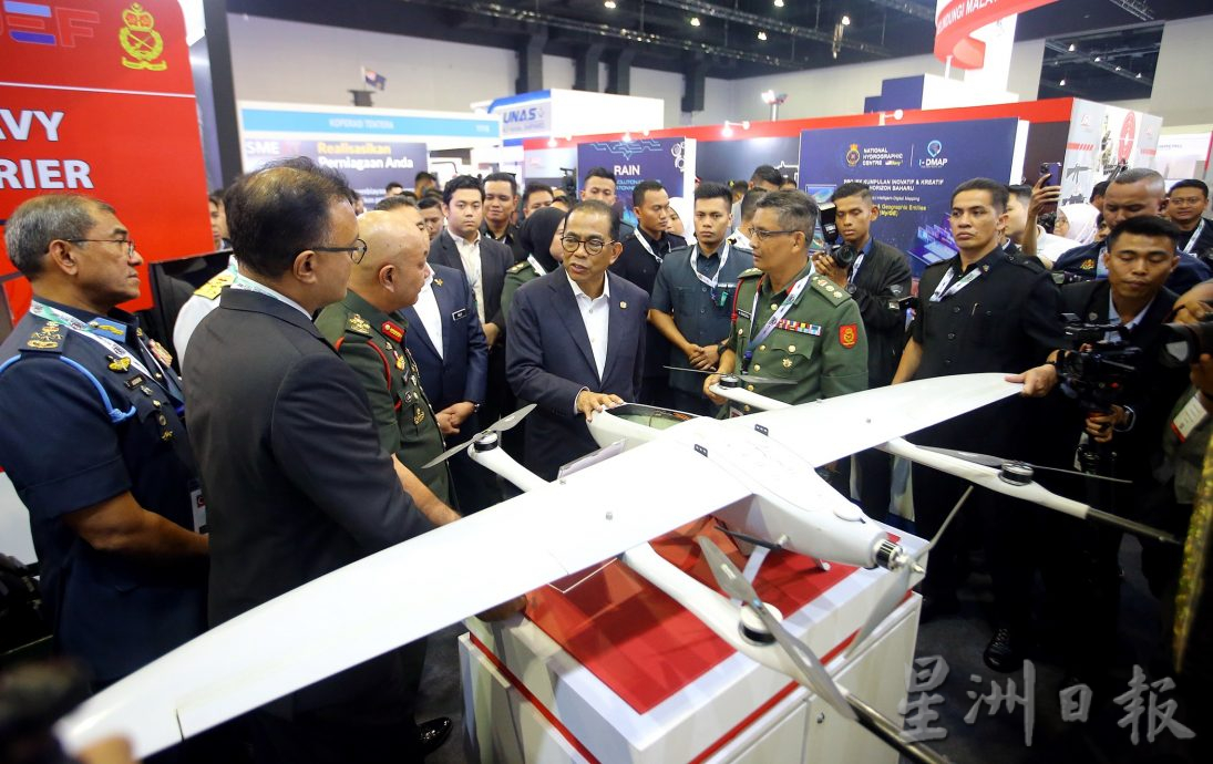 防长:亚洲防务展暨亚洲国家安全展 知道我们和其他国家的距离