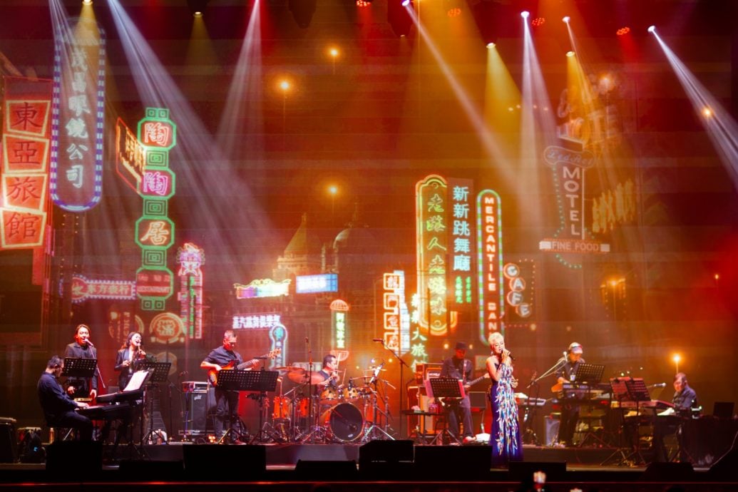 隔14年重返吉隆坡与粉丝共度母亲节 叶丽仪：等到头发都白了