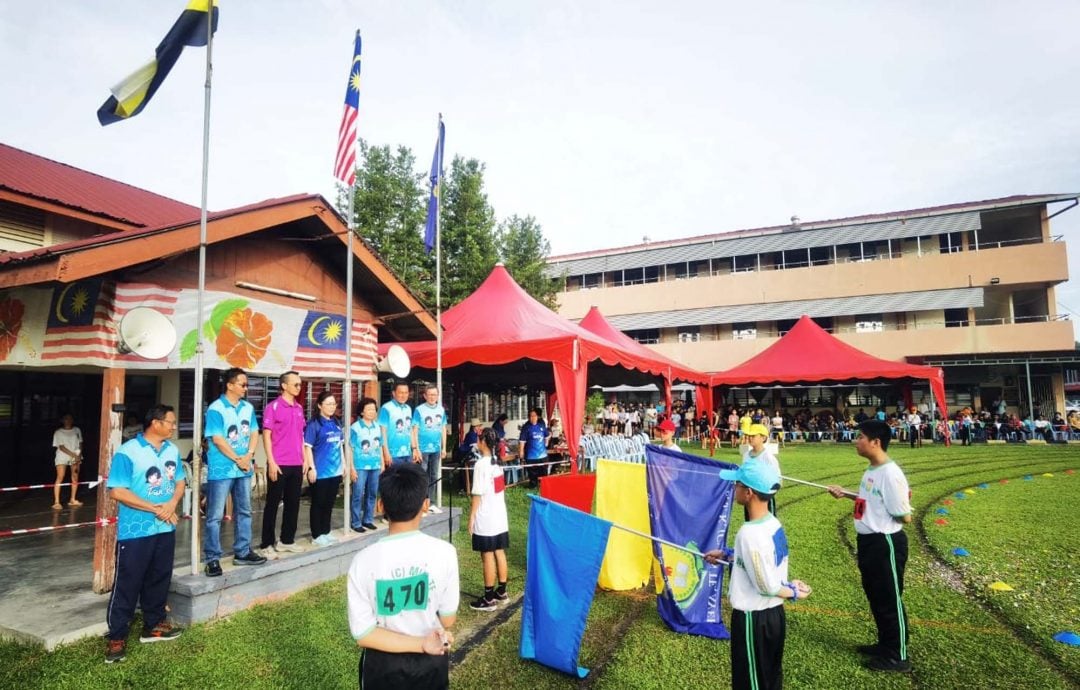 霹／第二版头／已签／民德华小运动会 邀各源流校队参赛收获友谊 