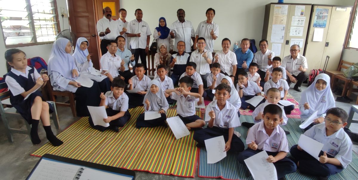 黄家和:原订的落在学校假期 重探公布SPM成绩日期