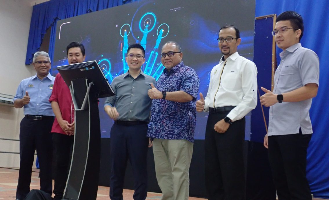 黄家和:技职学院毕业生 就业率达99.15%